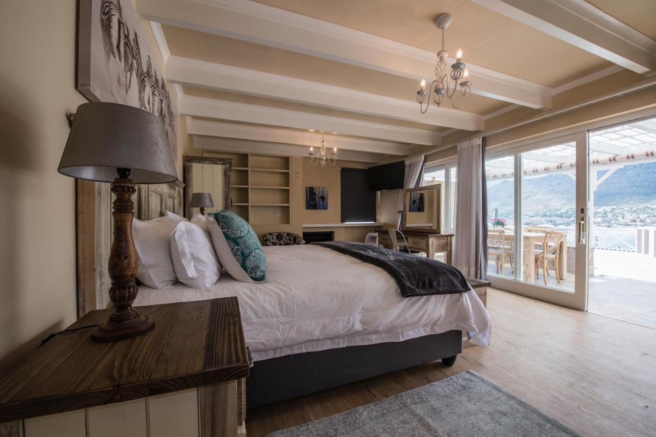 Guest house 52 On Fish Hoek