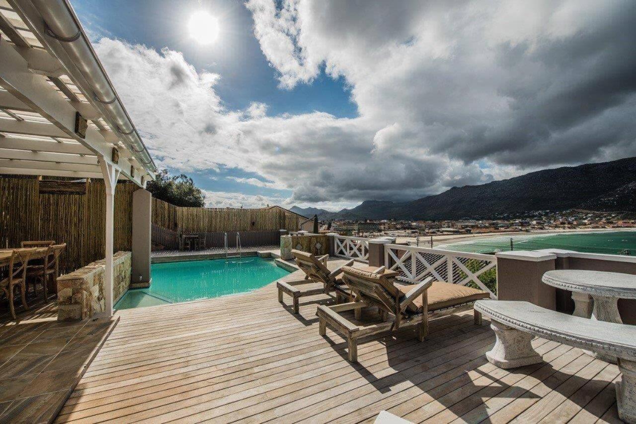 Guest house 52 On Fish Hoek
