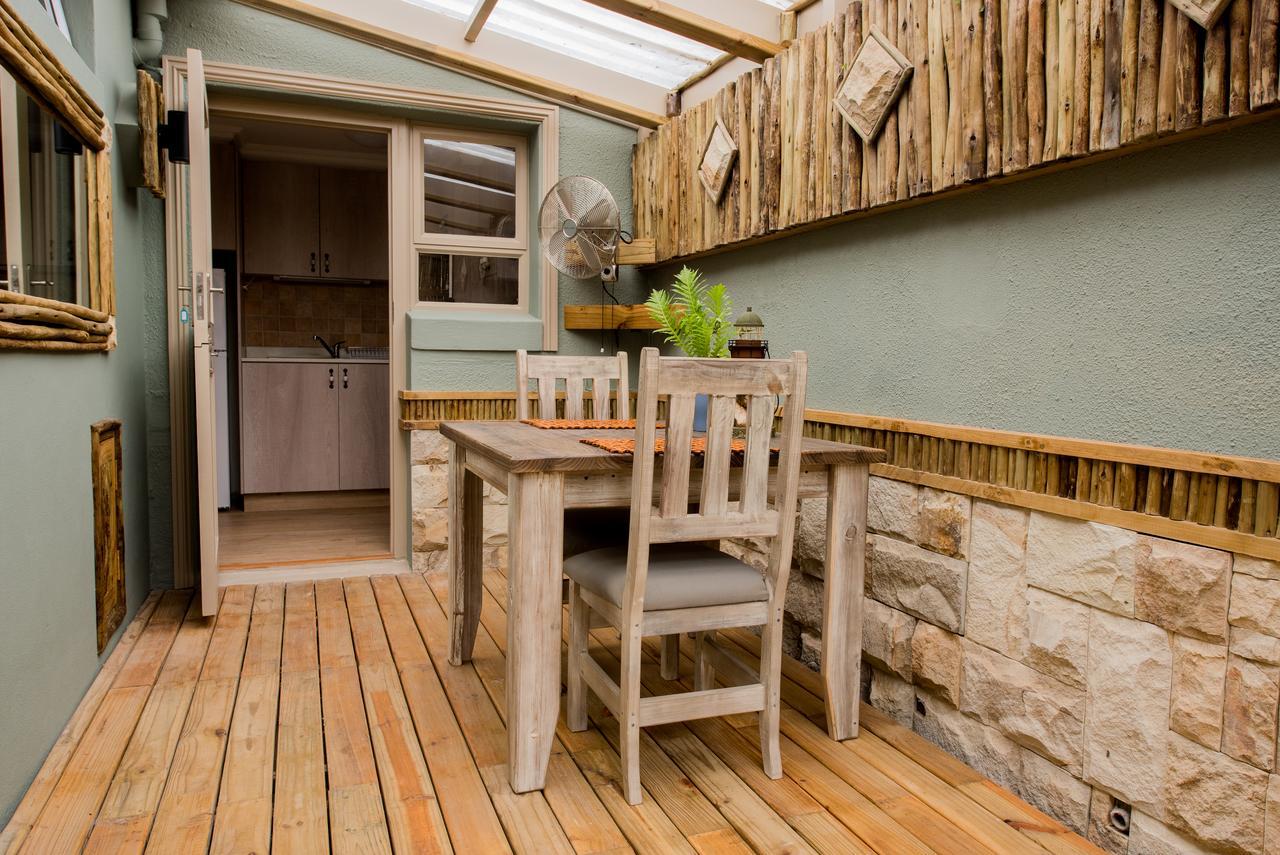 52 On Fish Hoek Guest house 3*